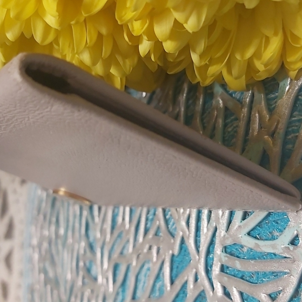 CHANEL Card Holder - Picture 4 of 12